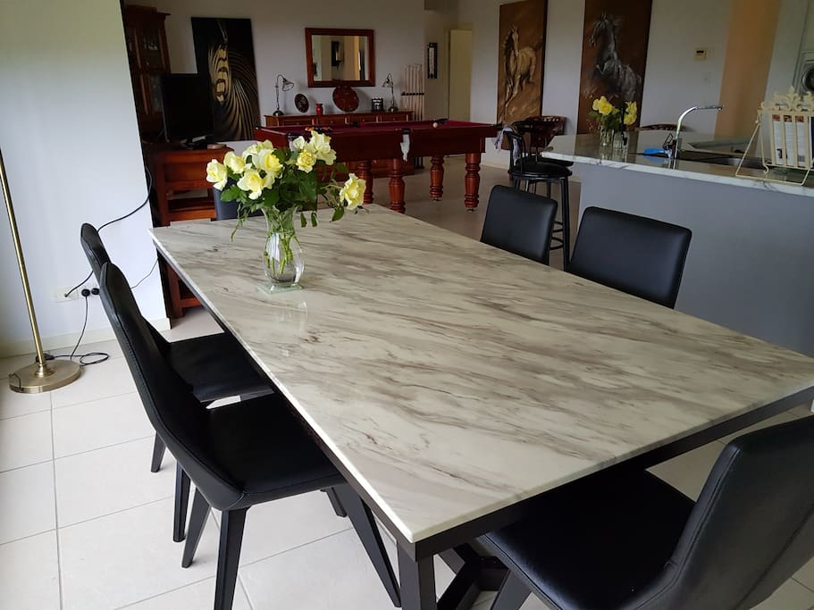 Breakfast area