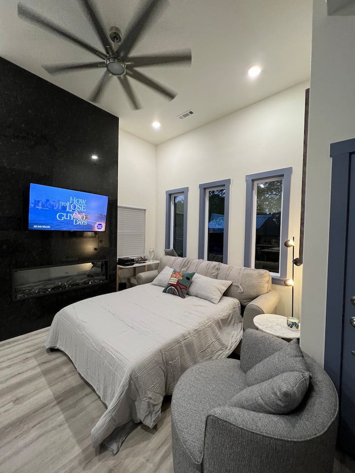 Разтегателен диван