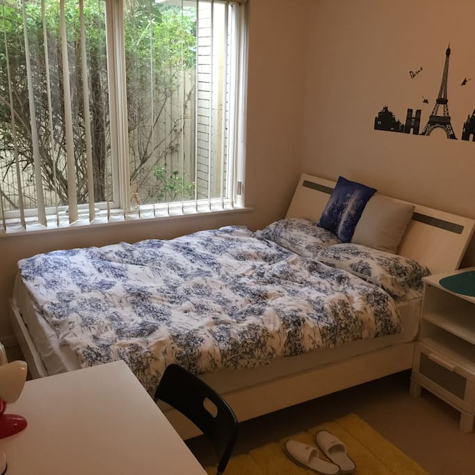 Bright and comfortable queen bed