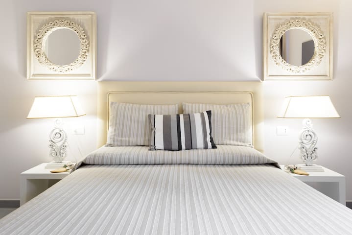 Live and love the best in Rome. Apartment Trevi – Spagna.