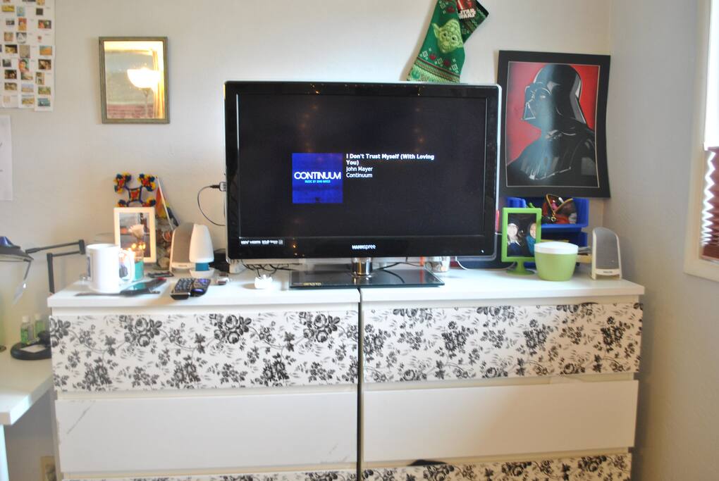 A tv with a Roku stick and HDMI connections if you bring your electronics.