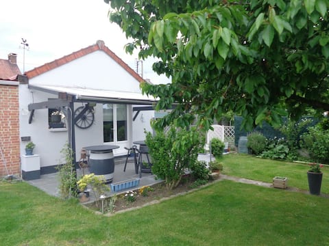 Airbnb performant: fully-equipped studio cottage à Nord