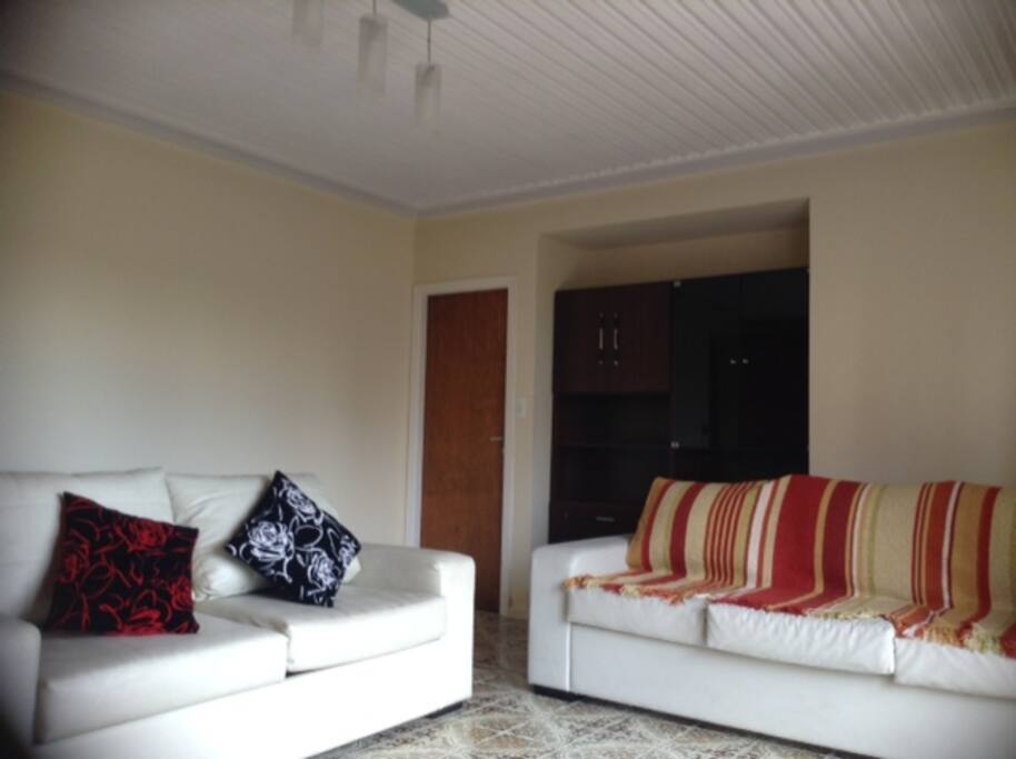 Sala de estar con sofa cama de 2 plazas y sofa