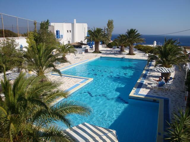 HOTEL ALKYON in Syros Room 3 with Breakfast