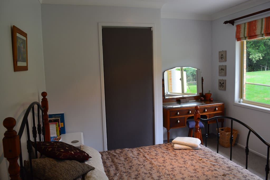 Your freshly painted double room with the best bush views in the whole house
