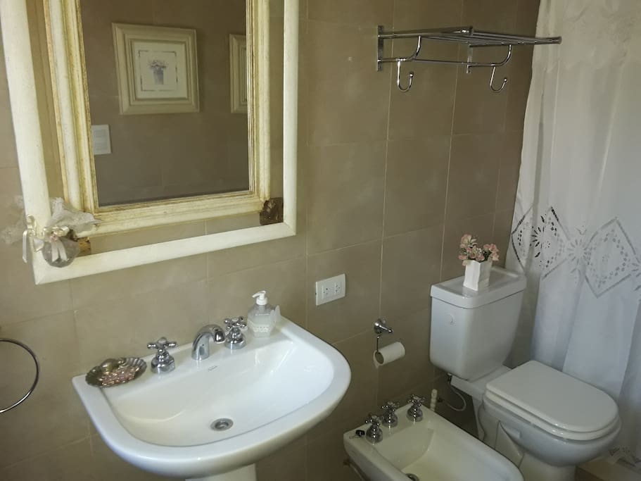 baño completo privado