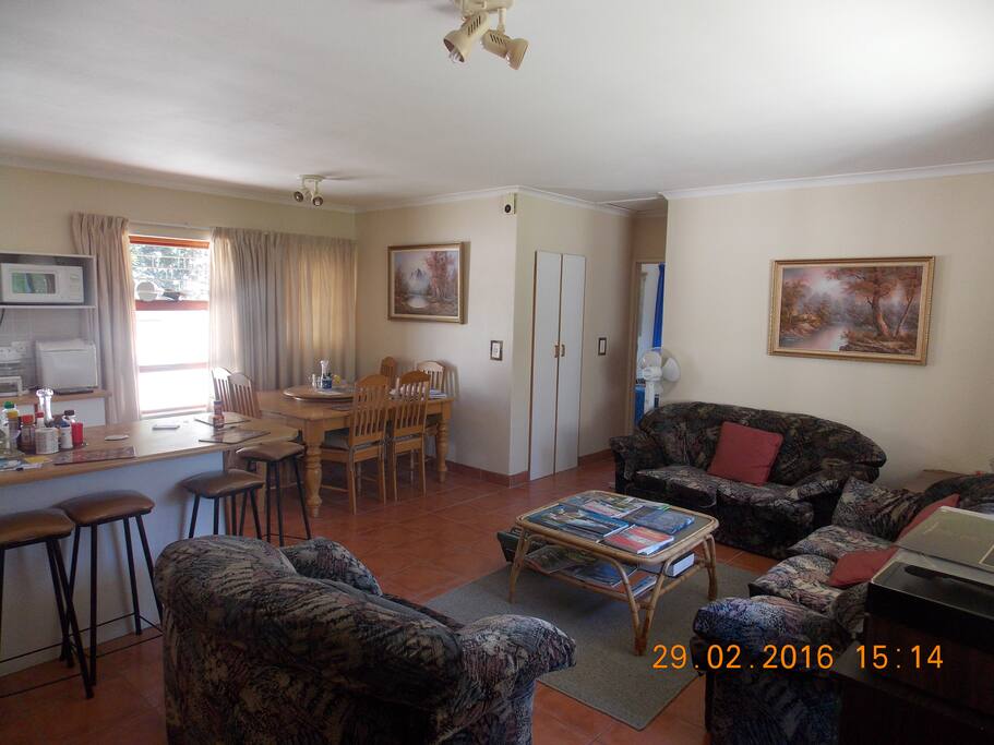 Lounch/dining room