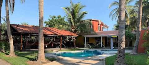 Nearby Beach, Family-friendly, Fast WiFi Rancho Santa Fe