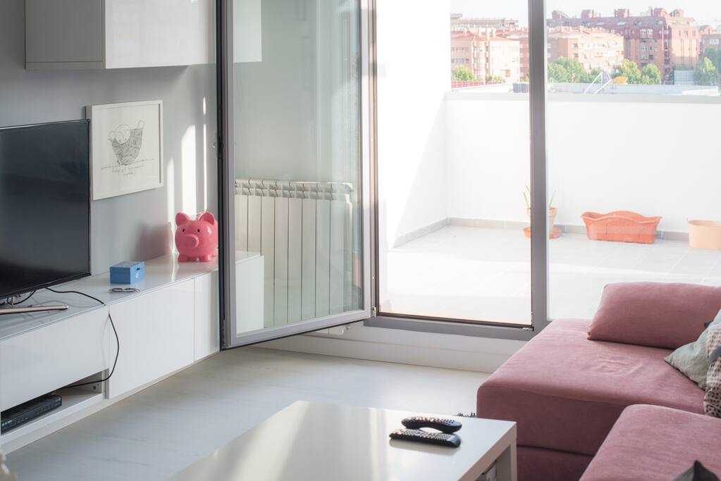 Salón con terraza