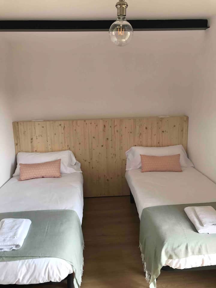 Dhomë gjumi 1