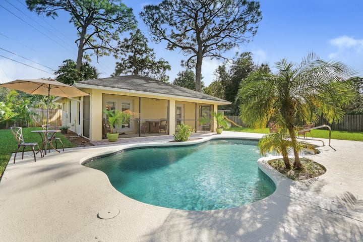 Spacious One Bedroom Guest House w/Pool