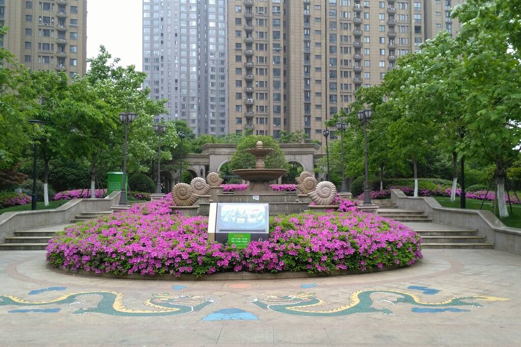 小区迎宾花园
