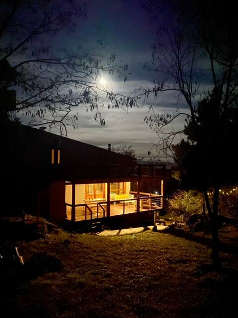 Ganesha cabin, spacious and comfortable, surrounded by forest.
