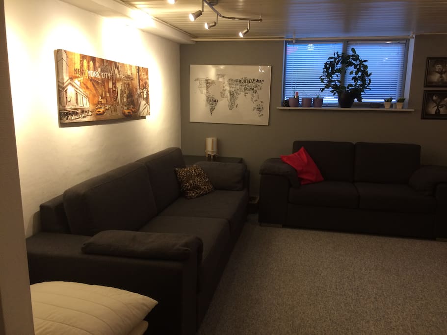 Sofagruppe med tv