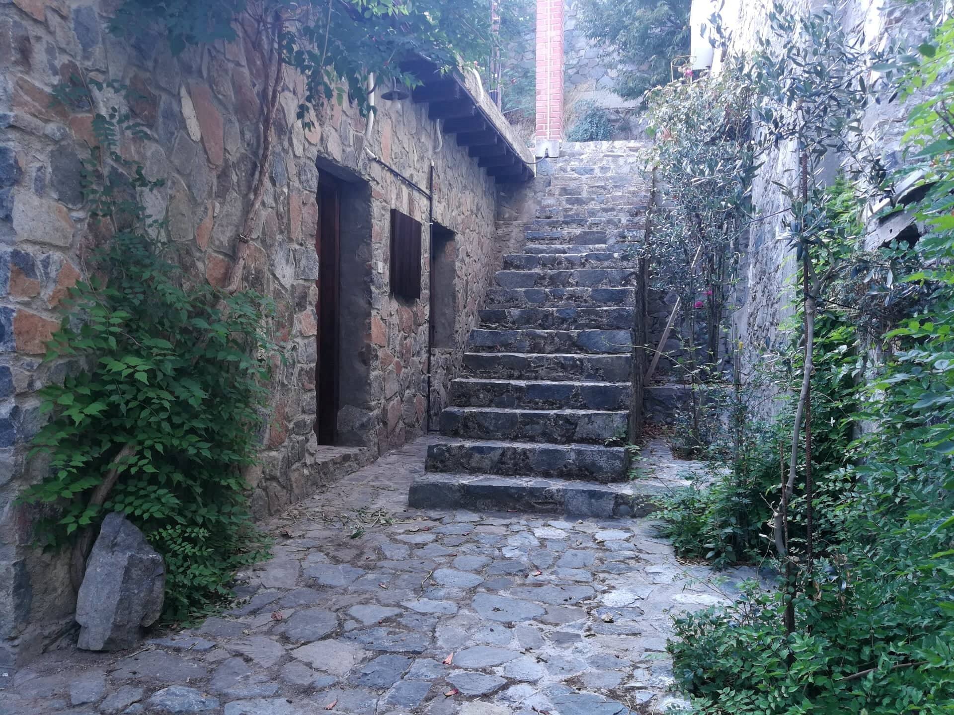 EVDOKIA's cottage house, renovated, amazing view!