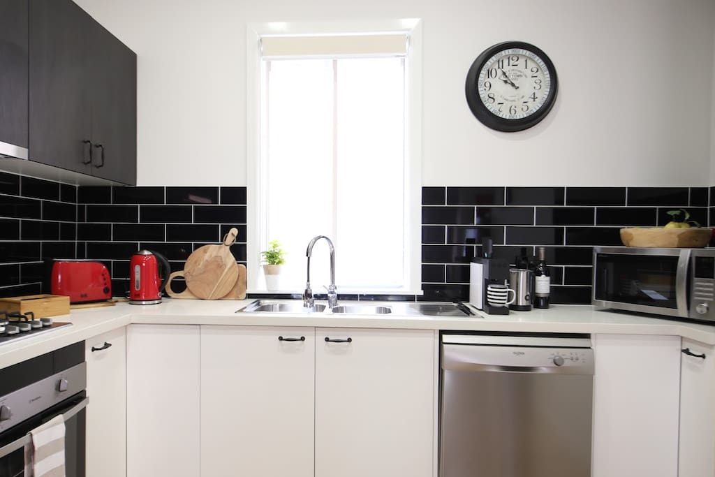 Fully-equipped kitchen with everything you need