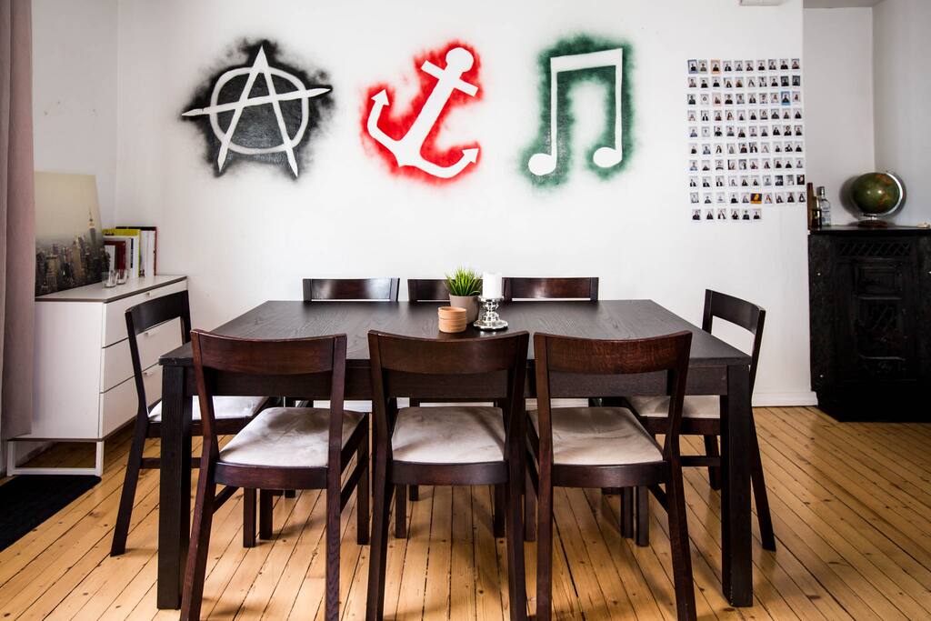 Kitchen table for lots of people!