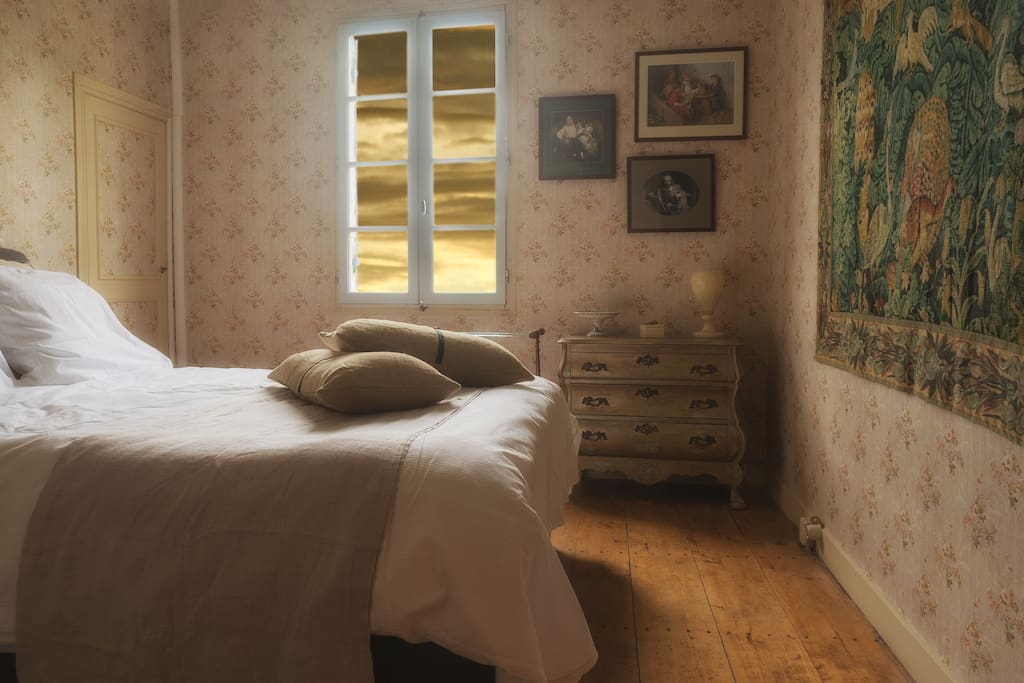 Masterbedroom.
Queensbed 1.60 x 2 m