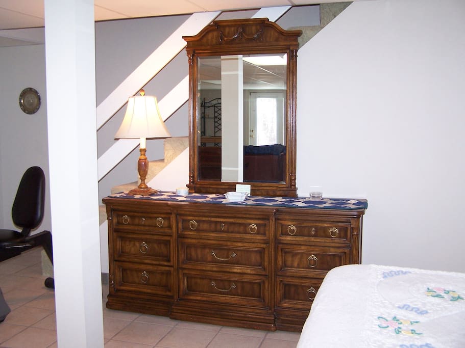 Lots of drawer space in dresser