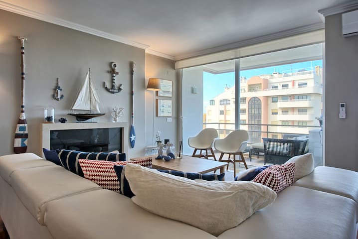 Summer Available – Amazing sea view & pool@Cascais