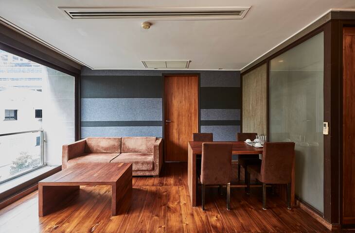 2 br Suite L at LUXX XL Langsuan (1 of 2) gallery image 5