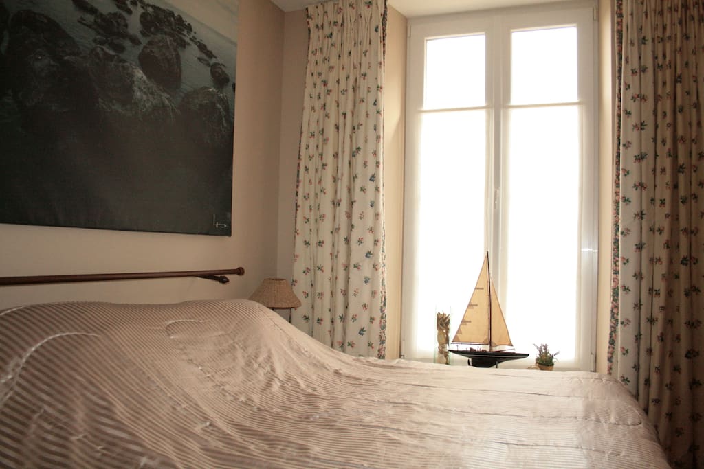 Chambre lit 180