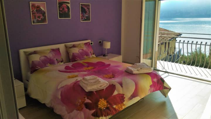 Ljubičasta spavaća soba