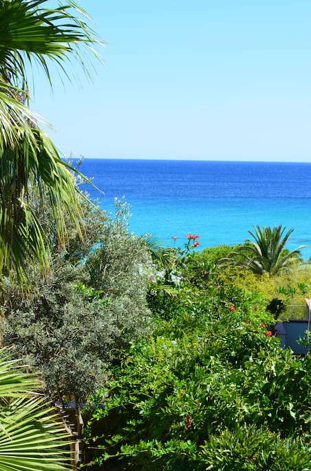vista laterale dal terrazzo fronte casa