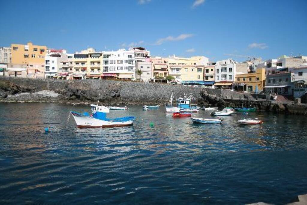 Los Abrigos Harbour moments from the house