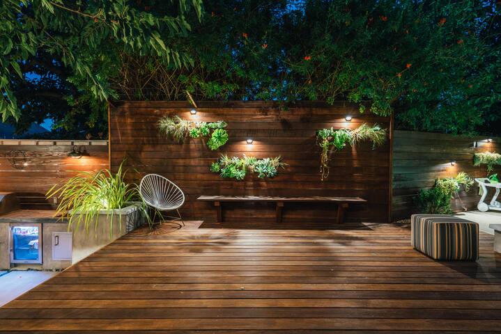 Hollywood Dreamland gallery image 5