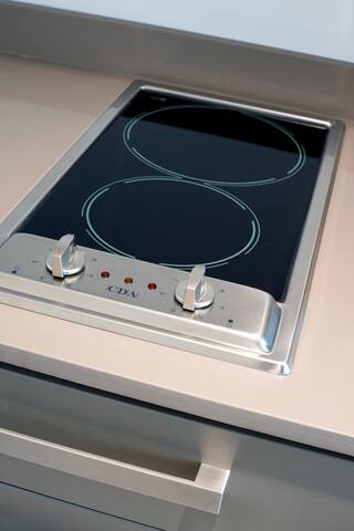 Luxury Two Bed Serviced Apartment – 24/7 Reception gallery image 5