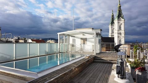 Top performing Airbnb: POOL+JACUZZI+STEAMBATH+SAUNA! Only 4 ur relaxation in Josefstadt