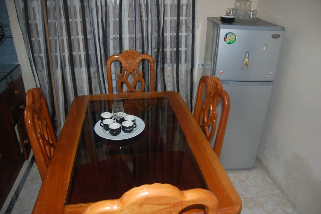 dinning table