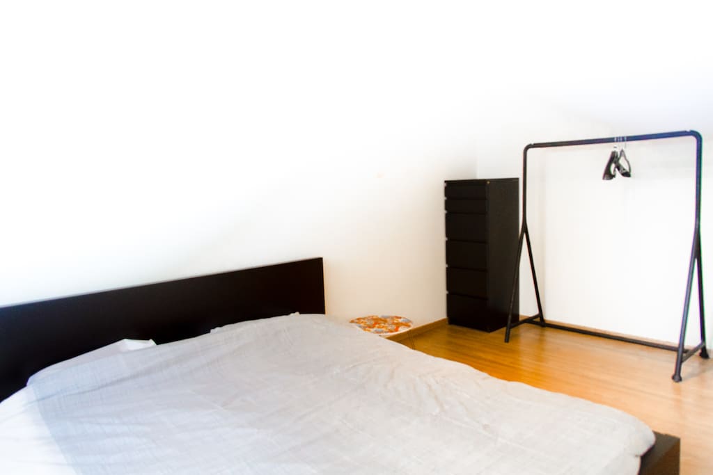Bedroom: clean and simple with all the comfort