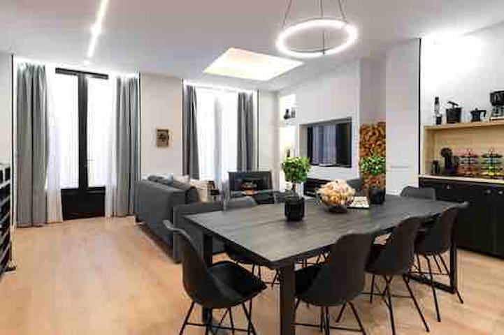 Honey Apartment in Madrid Center