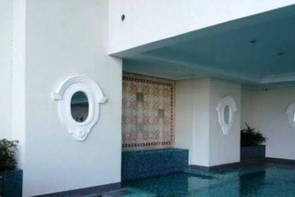 Children swimming pool