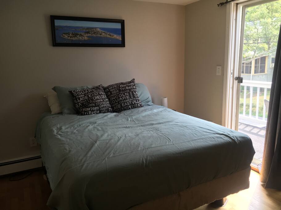 queen size bed