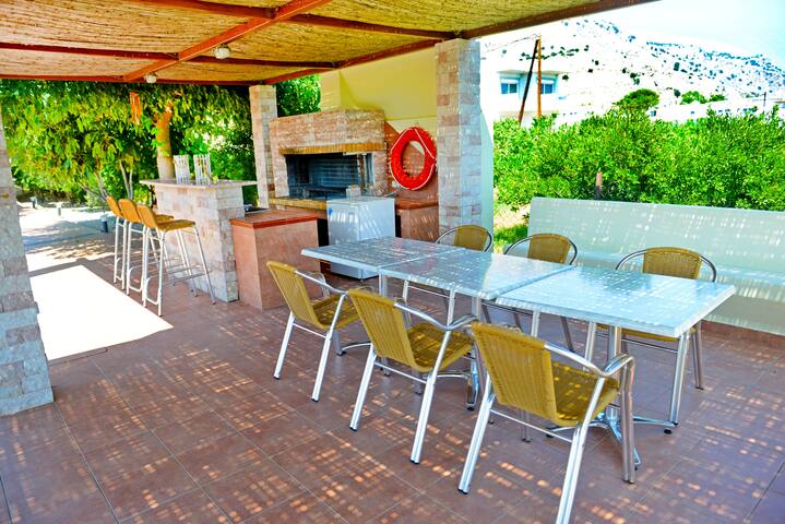 “villa-angelina” Seafront Villa with Private Pool. gallery image 4