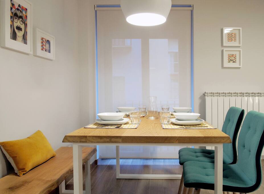 Mesa 4 comensales, salón-comedor