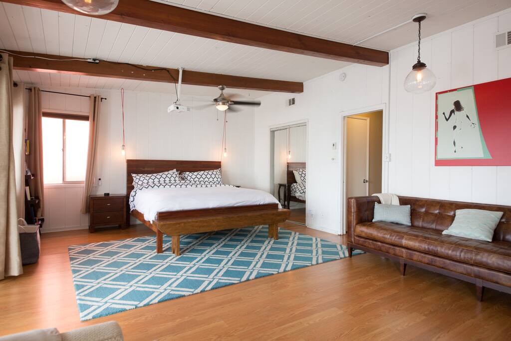 Master Bedroom Suite- Mid Day