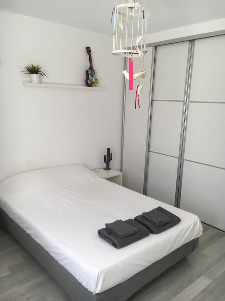 ห้องนอน 2 มีที่เก็บของมากมาย