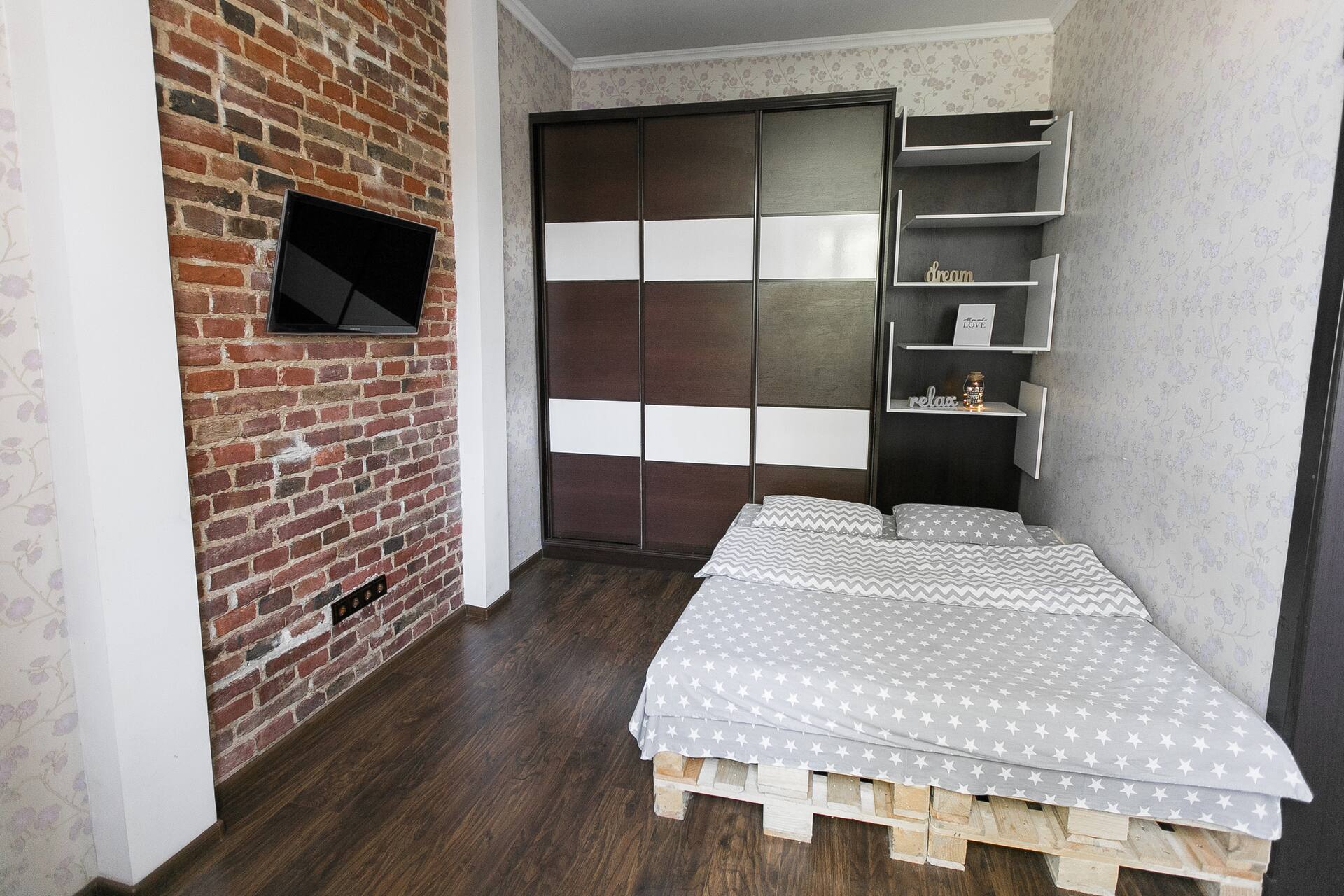 High Castle Apartment — Foto 2