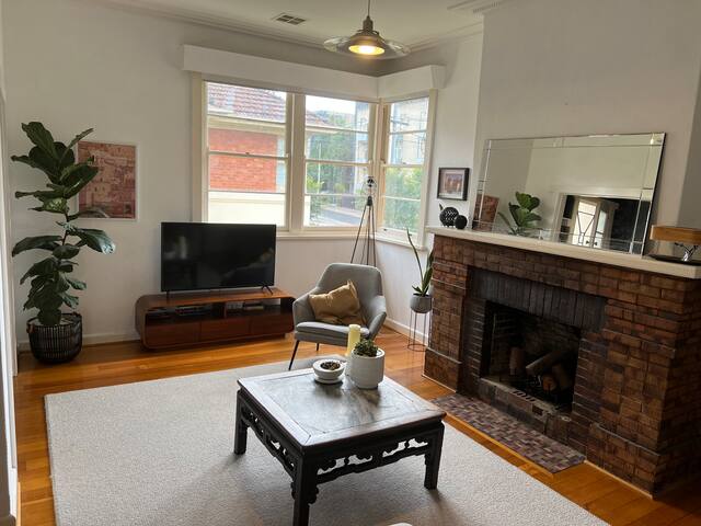 Art Deco Original gallery image 3