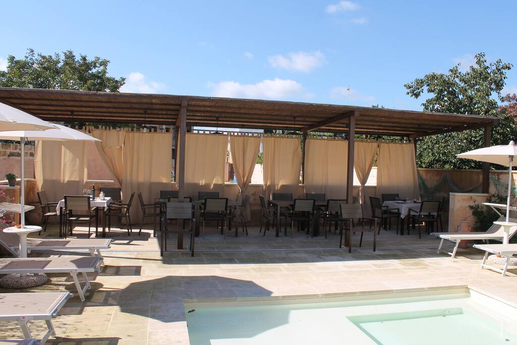 Zona comune vicino alla piscina
