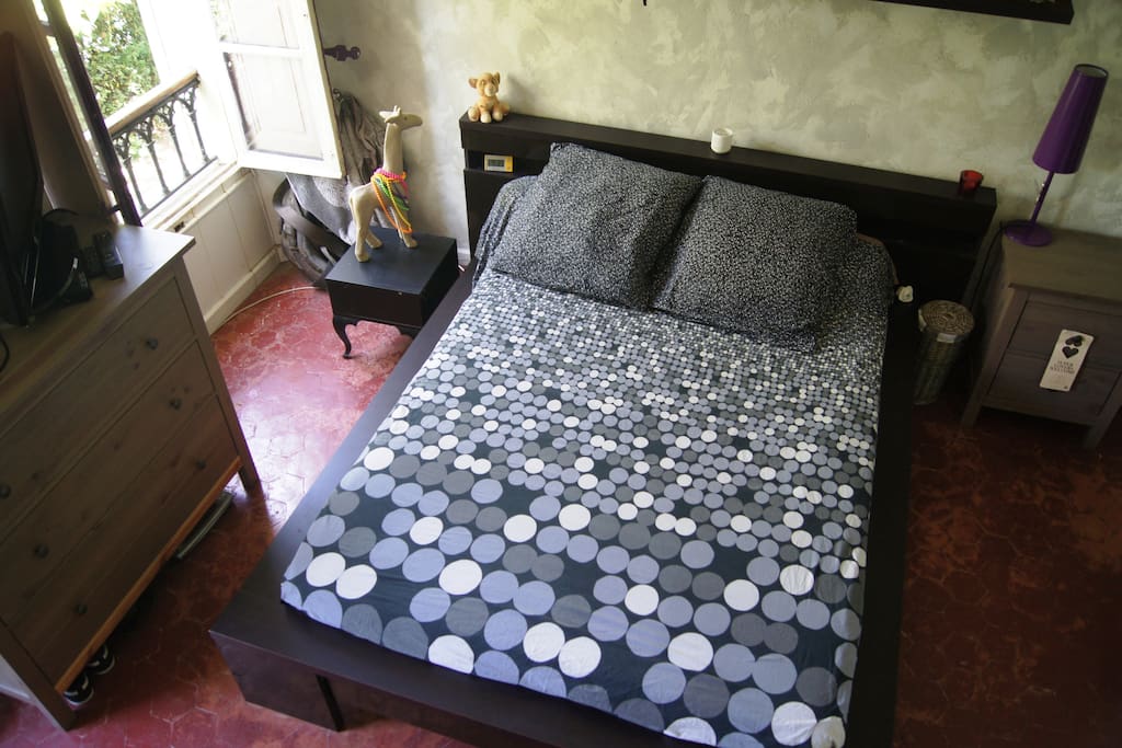 Chambre double à l'étage
