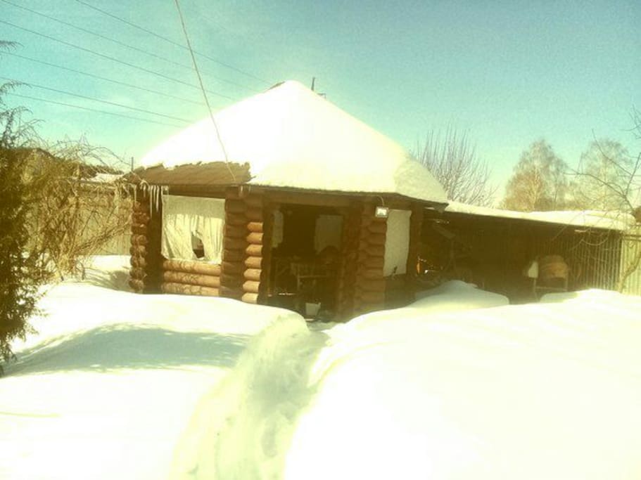 беседка для отдыха с мангалом