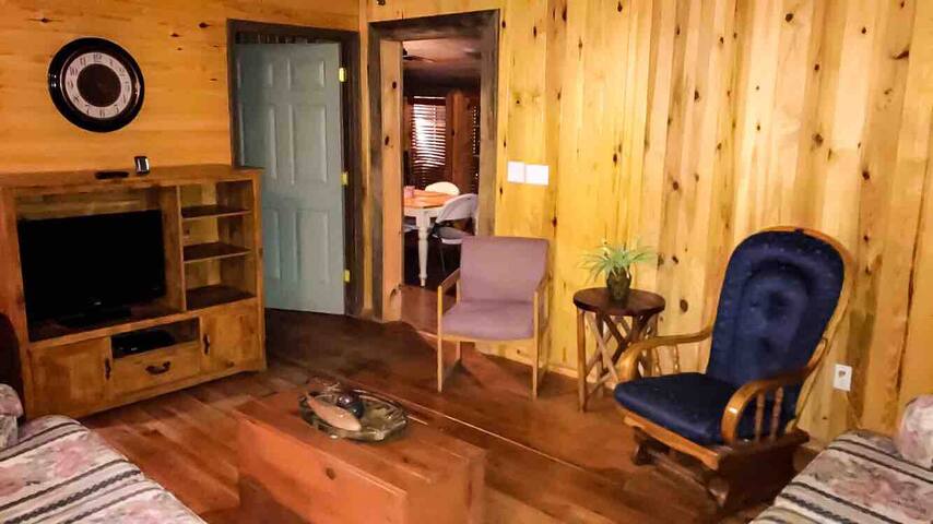 Airbnb Doniphan Vacation Rentals Places To Stay Missouri