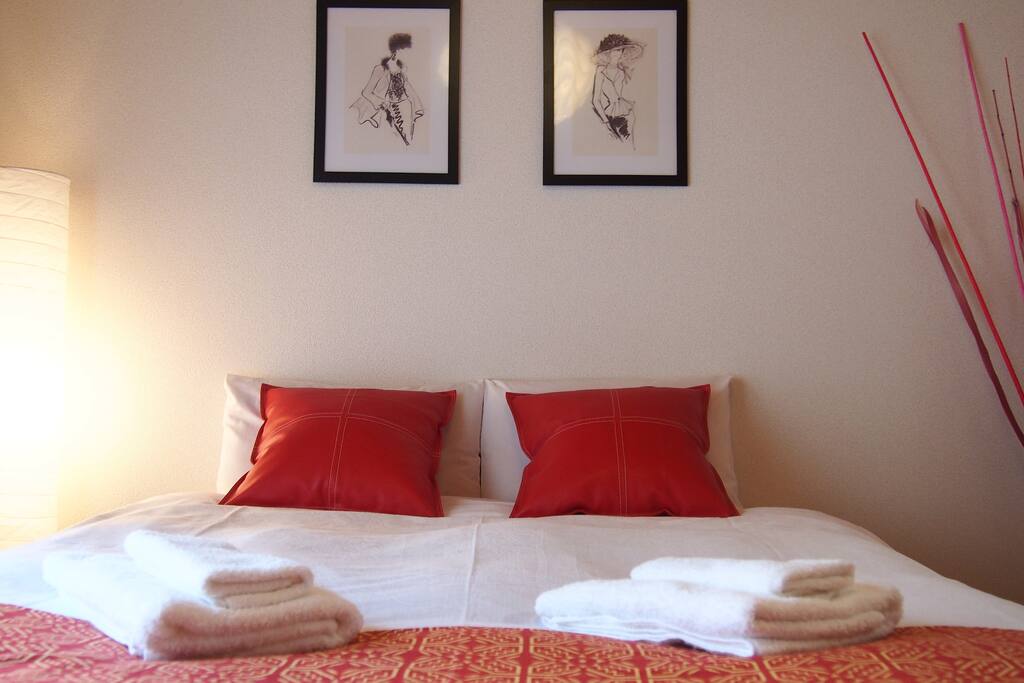 wide bed
