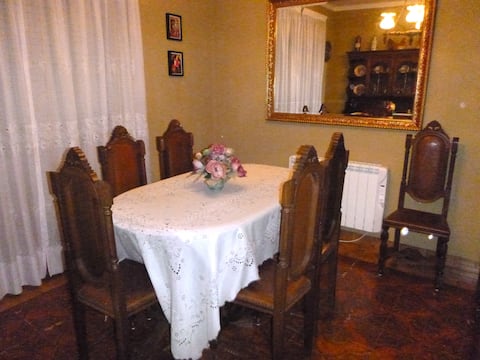 Popular Airbnb listing: SPACIOUS PRIVATE HOME, SERENE PATIO, FOZ DO ARELHO in Foz Do Arelho