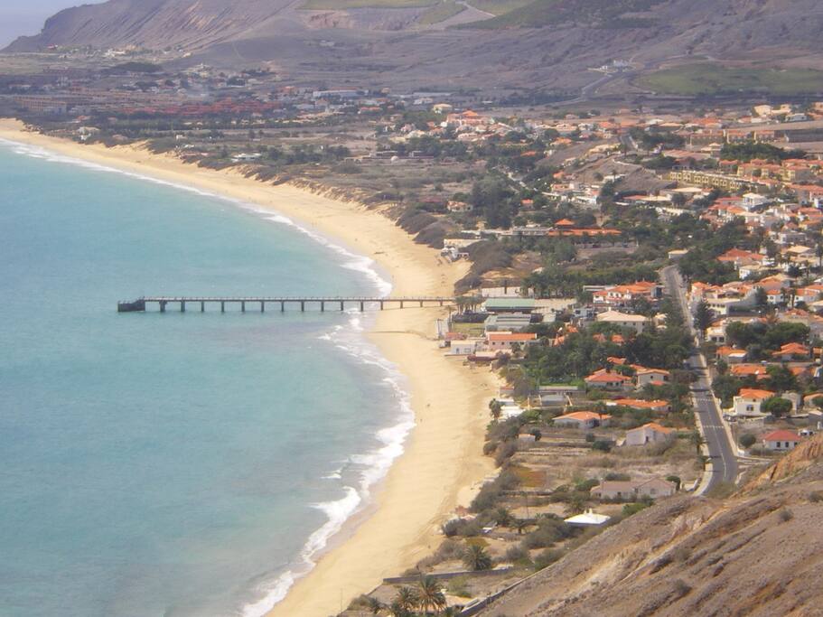 Os 9 Kms de extensa praia